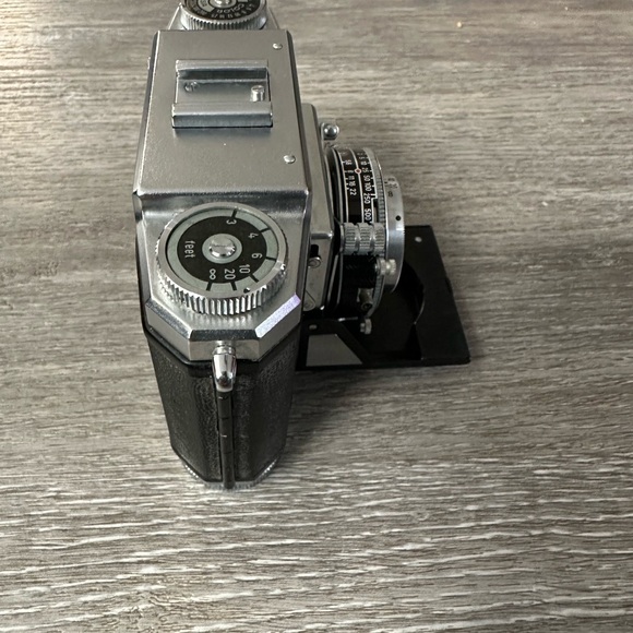 Vintage 1952 Zeiss Ikon Contina II 524/24 German 35mm Film Camera w Rang… - Picture 4 of 14